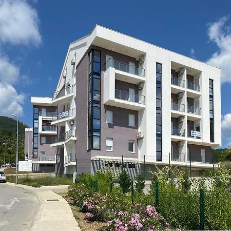 Apartment Sova ติวัต ภายนอก รูปภาพ