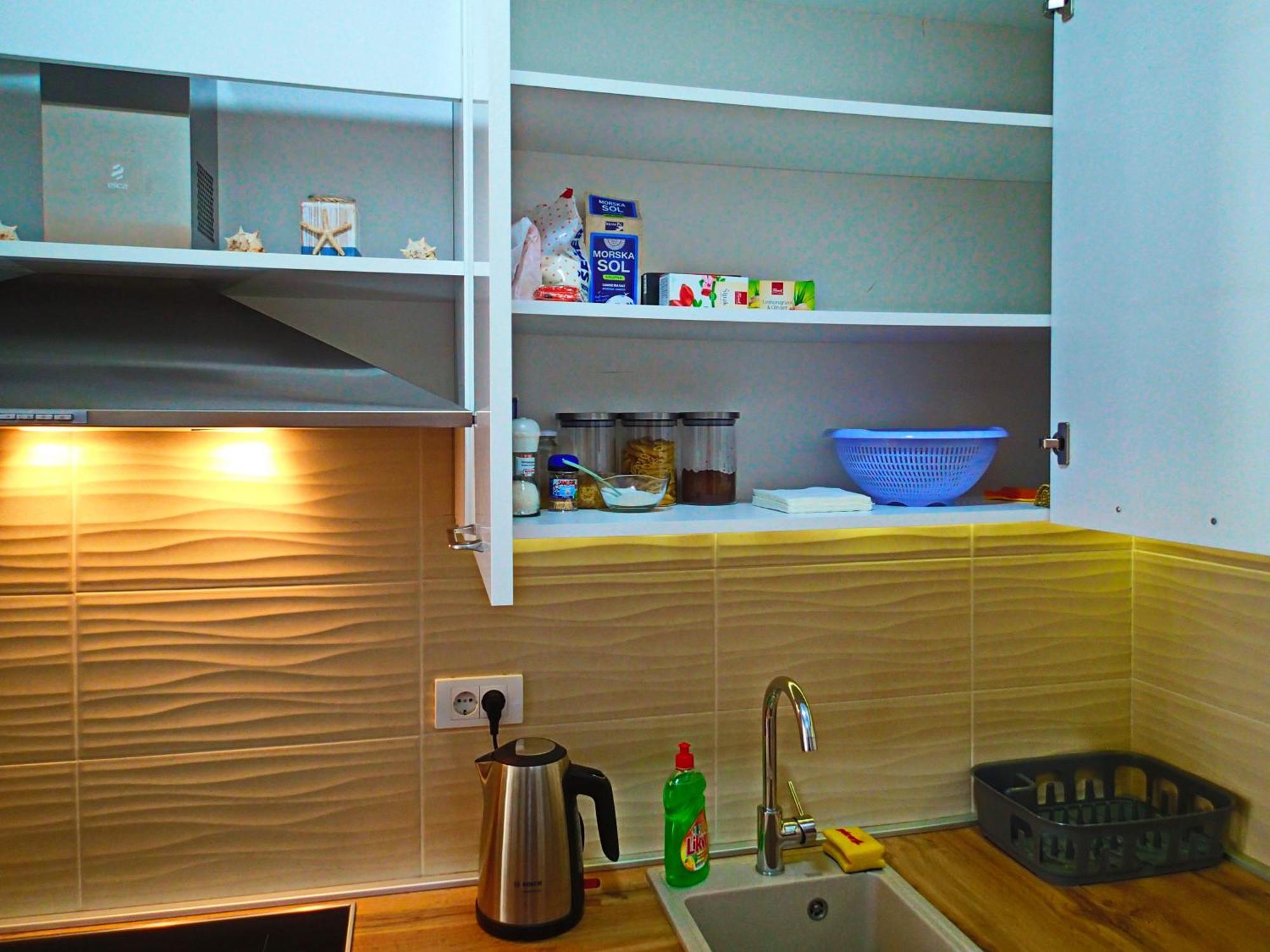 Apartment Sova ติวัต ภายนอก รูปภาพ